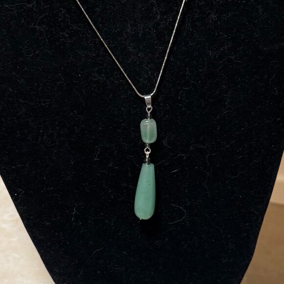2/$20, Natural Green Aventurine Pendant, Genuine Gemstone Long Drop Pendant - Picture 8 of 11